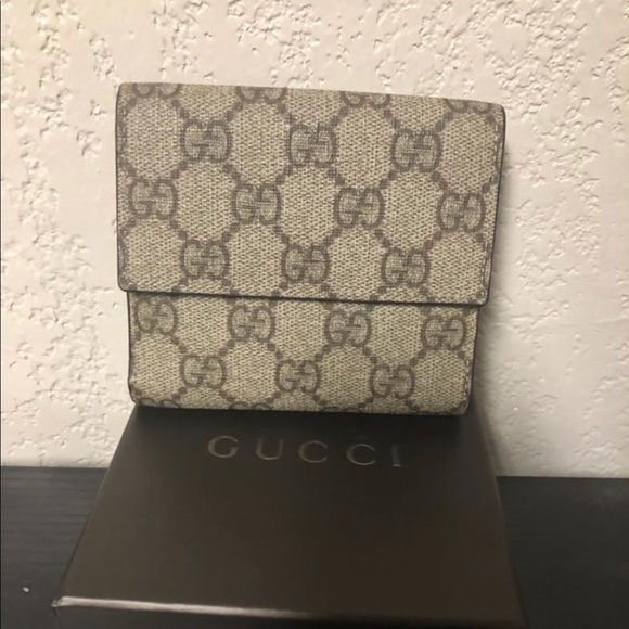 Authentic Gucci Women Wallet - Picture 2 of 7